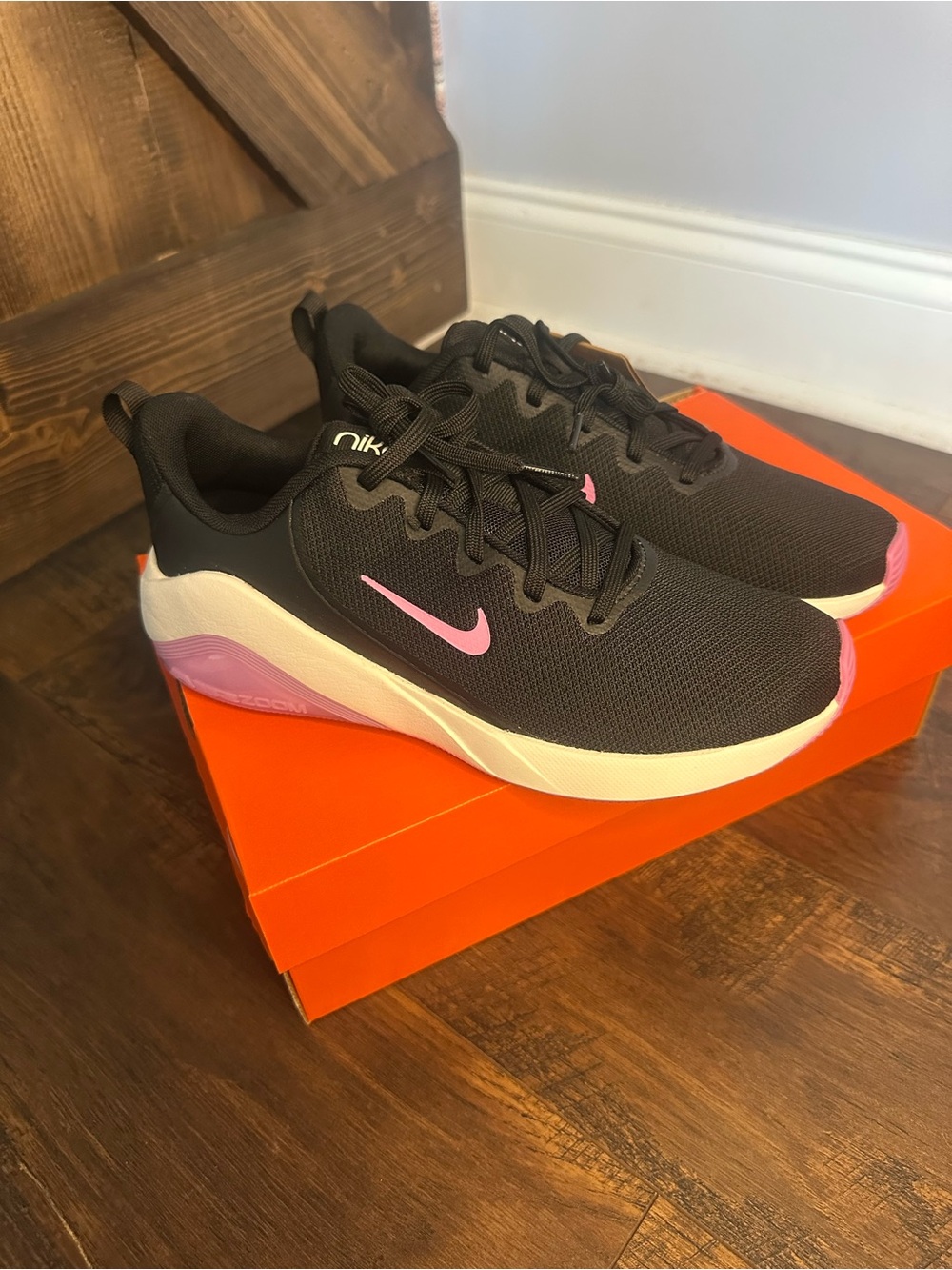 Nike Women's Black & Pink Training Sneakers